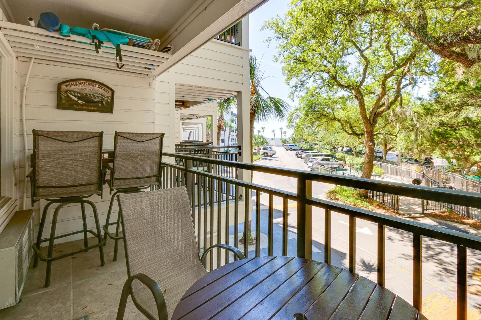 Apartment Hilton Head Gem Walk To Coligny Plaza And Beach!